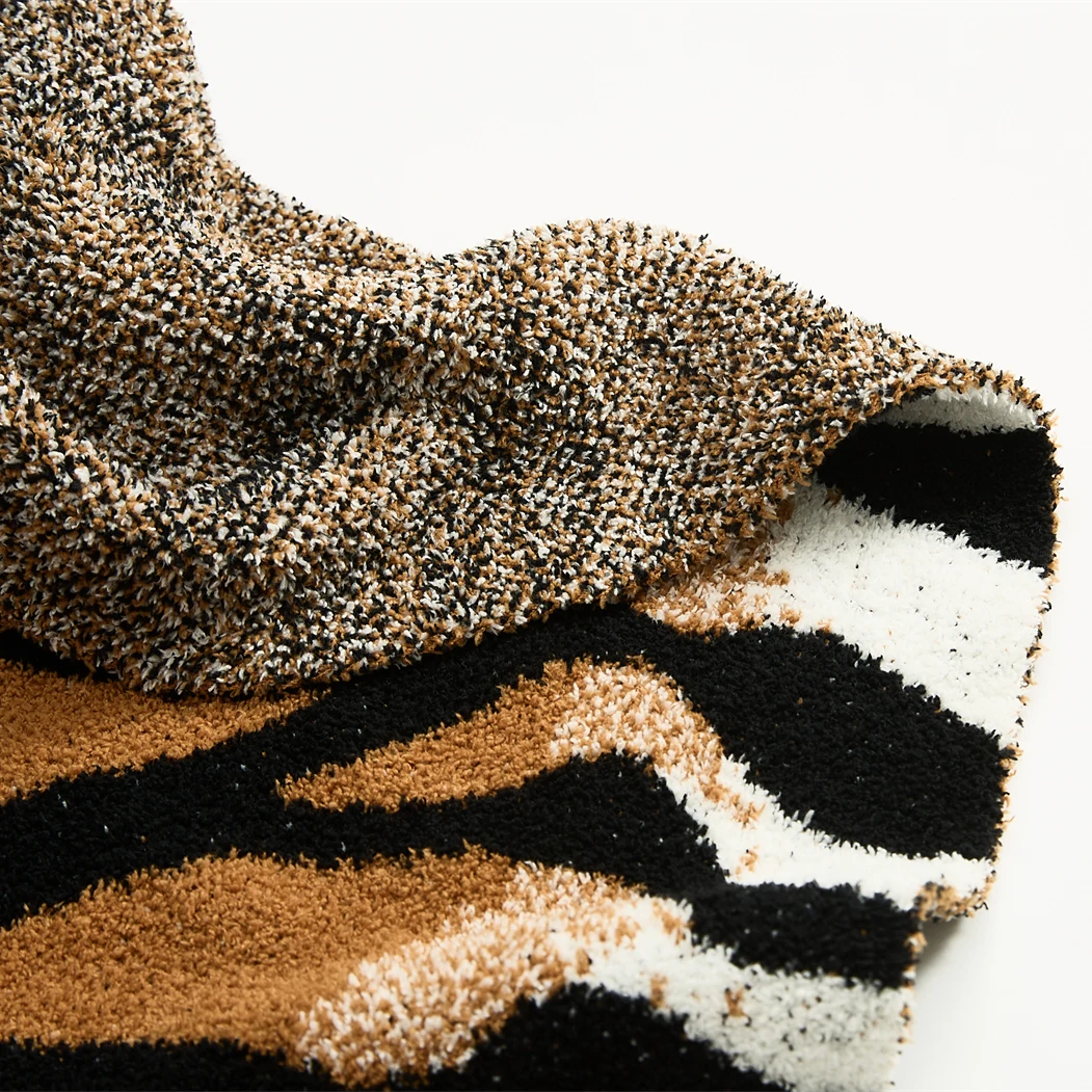 Imagine /4-Yiruio-realiste-tigru-dungi-tricotate-pătură-pufos/img_images-139.jpeg